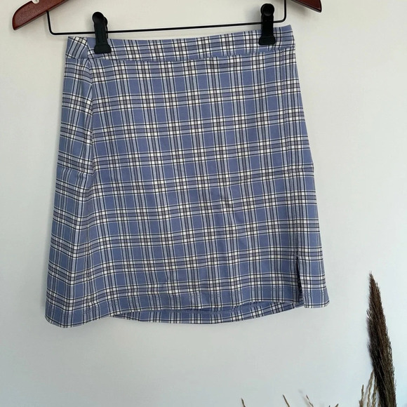 5/20$ Hollister preppy plaid blue and white mini skirtrt size small - Picture 2 of 6